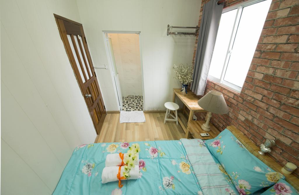 Wanderlust Saigon Hostel & Rooftop Bar Ho Chi Minh-byen Eksteriør bilde