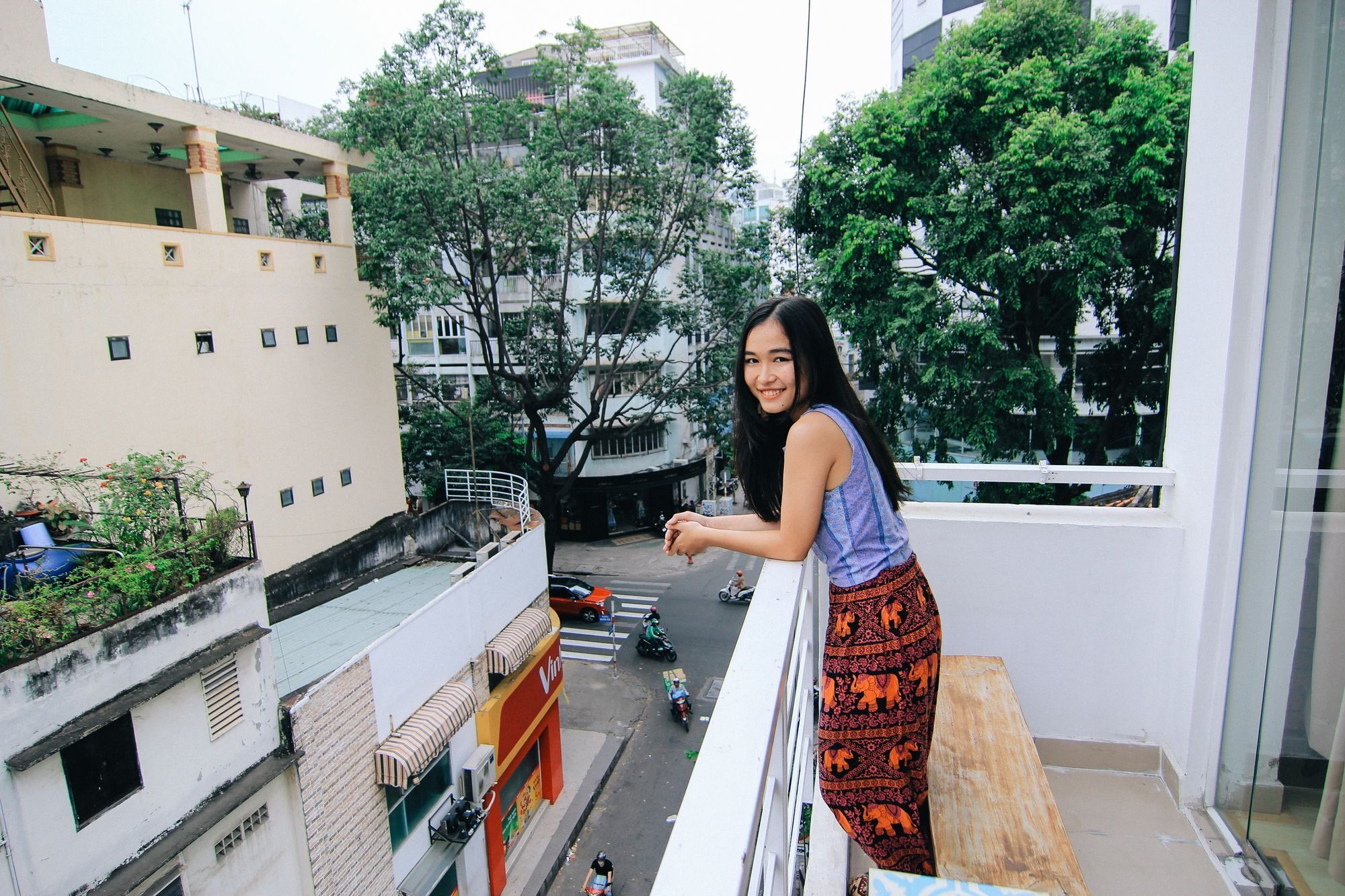 Wanderlust Saigon Hostel & Rooftop Bar Ho Chi Minh-byen Eksteriør bilde