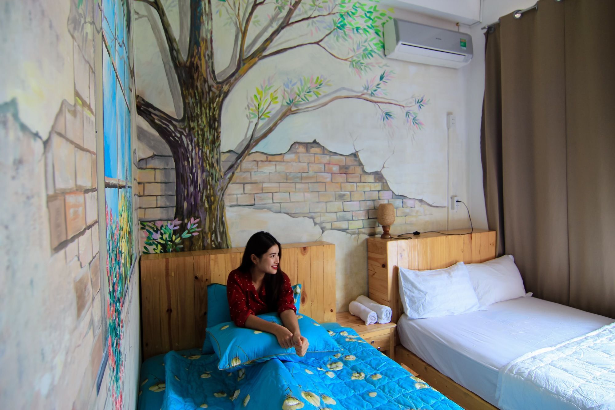 Wanderlust Saigon Hostel & Rooftop Bar Ho Chi Minh-byen Eksteriør bilde